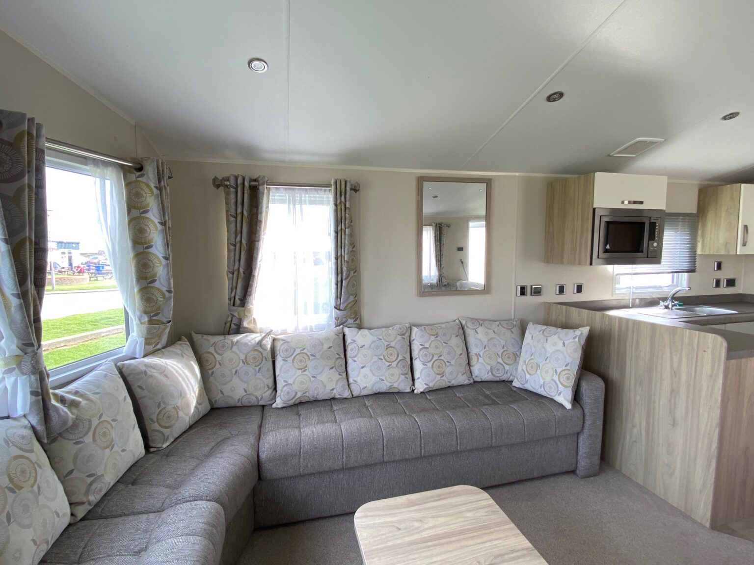 Caravans – Hutleys Caravan Park